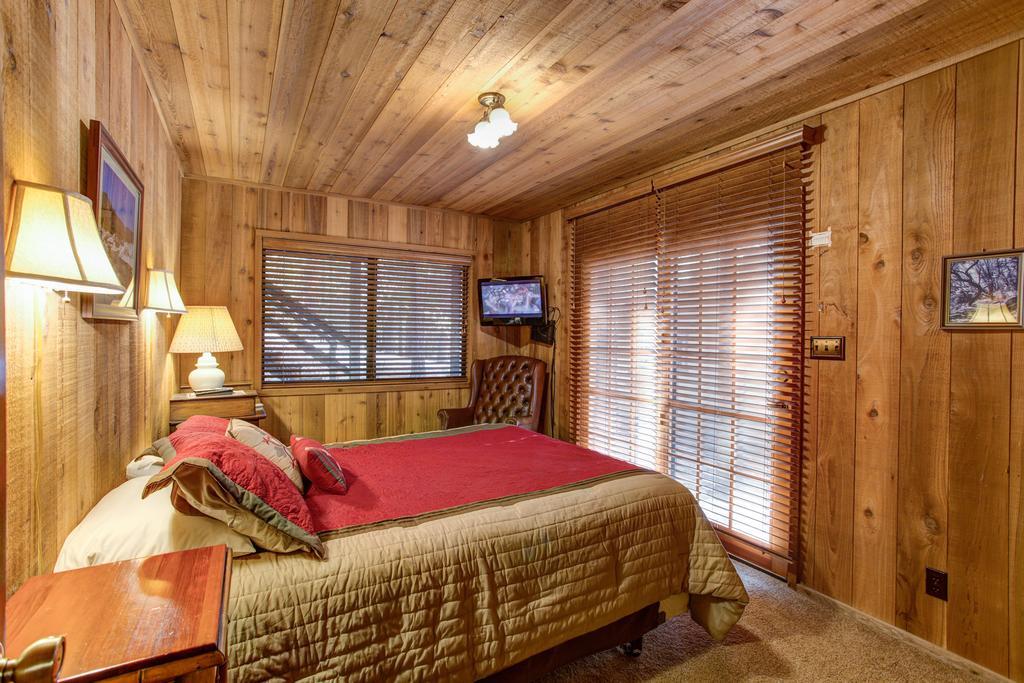 17B Tylers Timber Lodge Wawona Exteriör bild